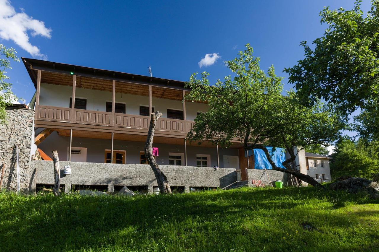 Hotel Mushkudiani Manor Mestia Zewnętrze zdjęcie