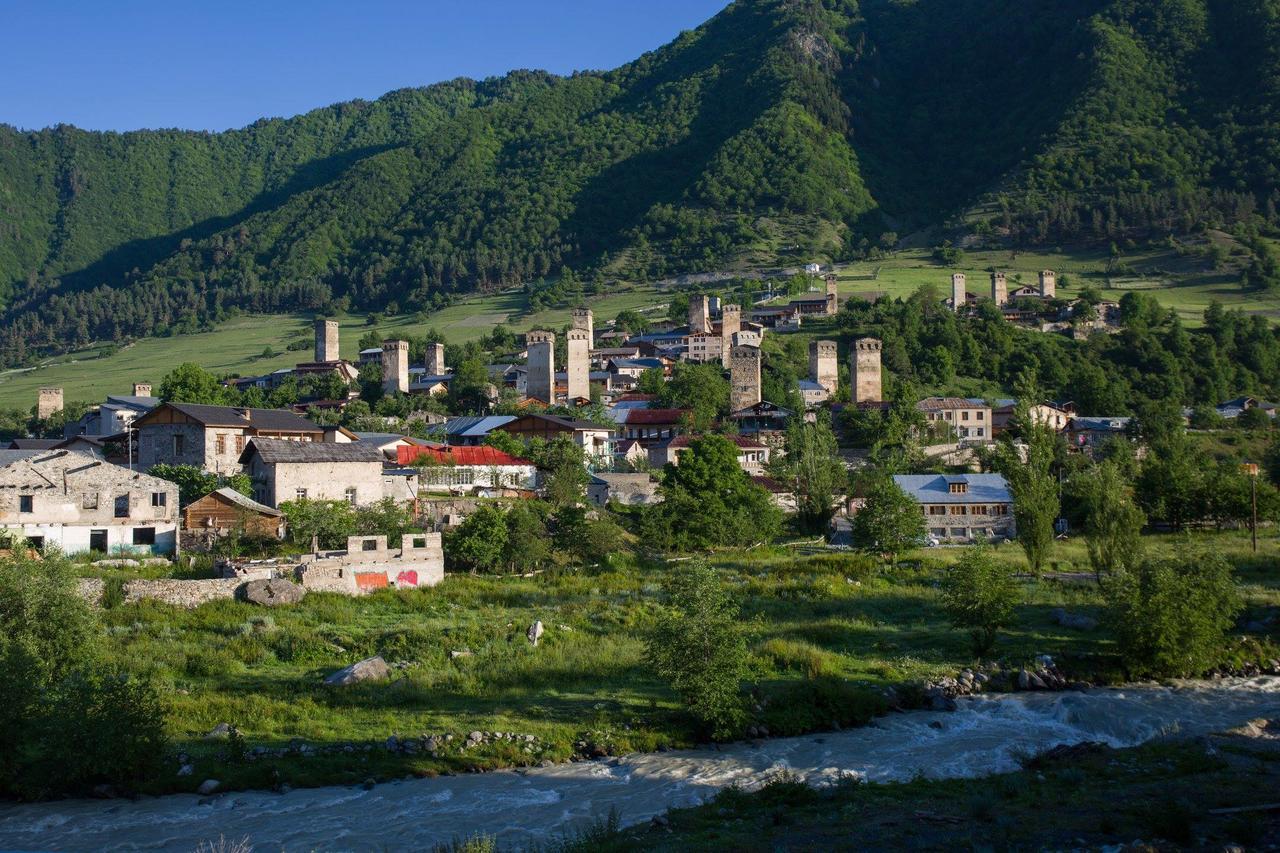 Hotel Mushkudiani Manor Mestia Zewnętrze zdjęcie
